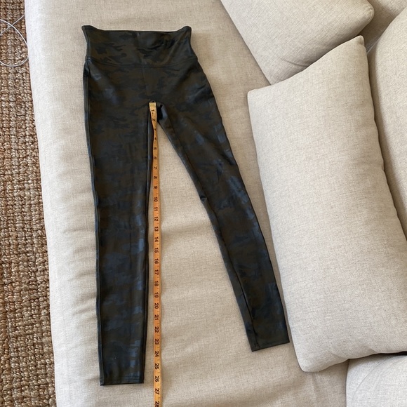 Spanx | faux leather | camo leggings - Picture 10 of 16